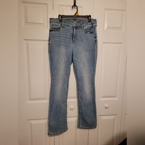 Boot cut jeans